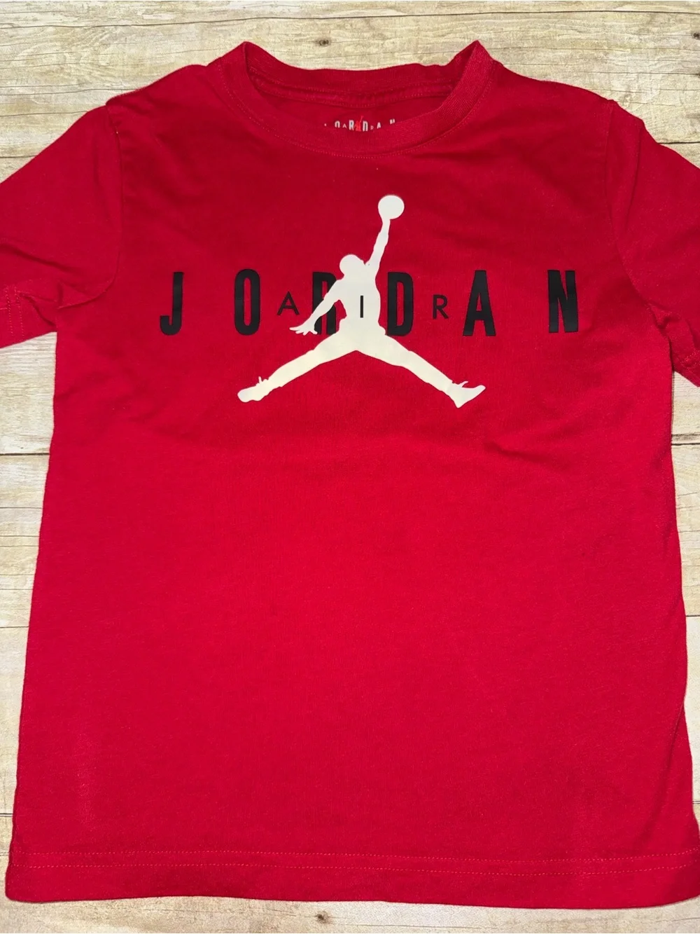 Jordan Red Boys' Small (8-10) Jumpman Logo Tee